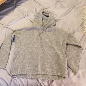 Oversized knit sweatshirt